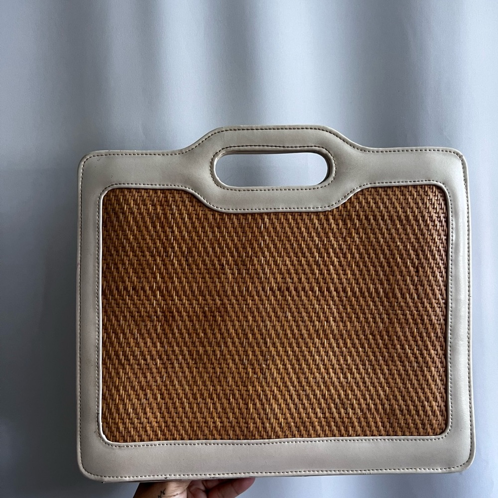 Vintage straw envelope clutch bag with inside pocket - made in Hong Kong